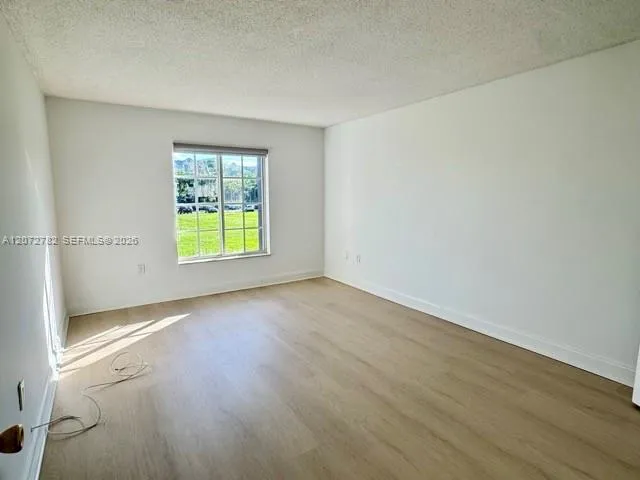 4920 NW 79th Ave #207 Doral, FL 33166