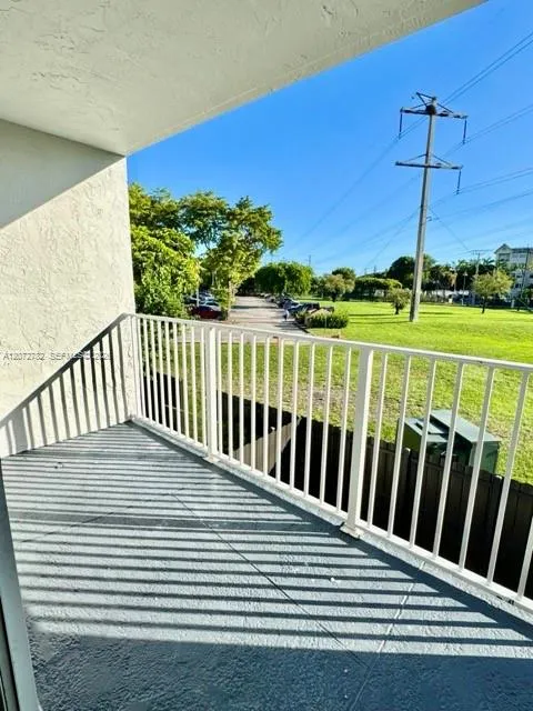 4920 NW 79th Ave #207 Doral, FL 33166