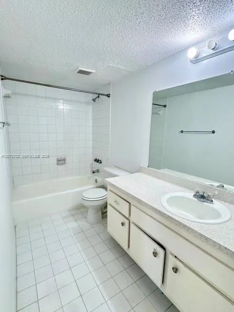 4920 NW 79th Ave #207 Doral, FL 33166