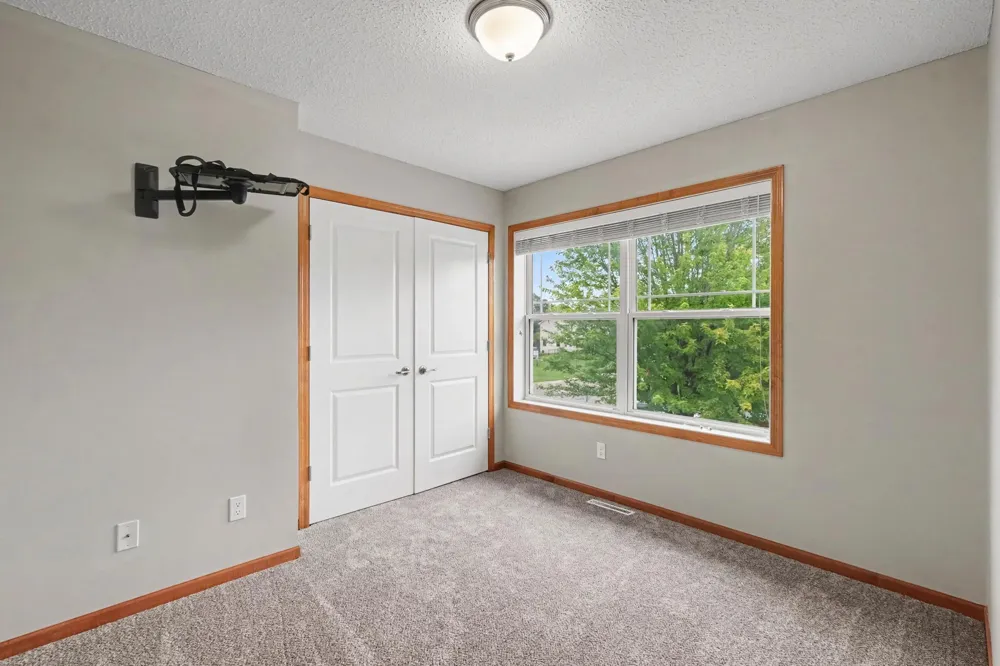 26814 Meadow Ridge Drive Elko New Market, MN 55020