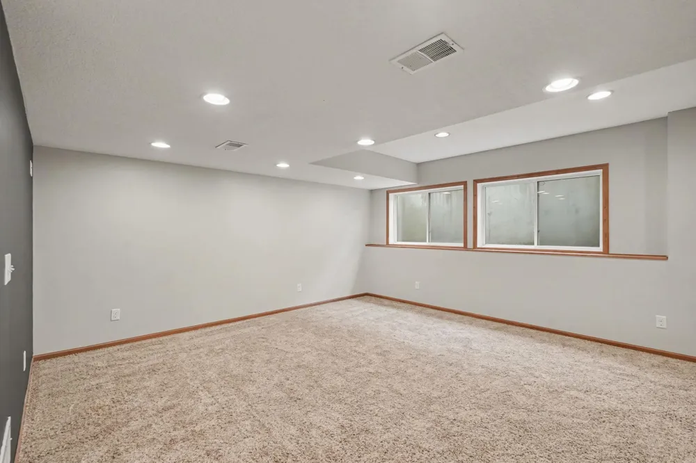 26814 Meadow Ridge Drive Elko New Market, MN 55020