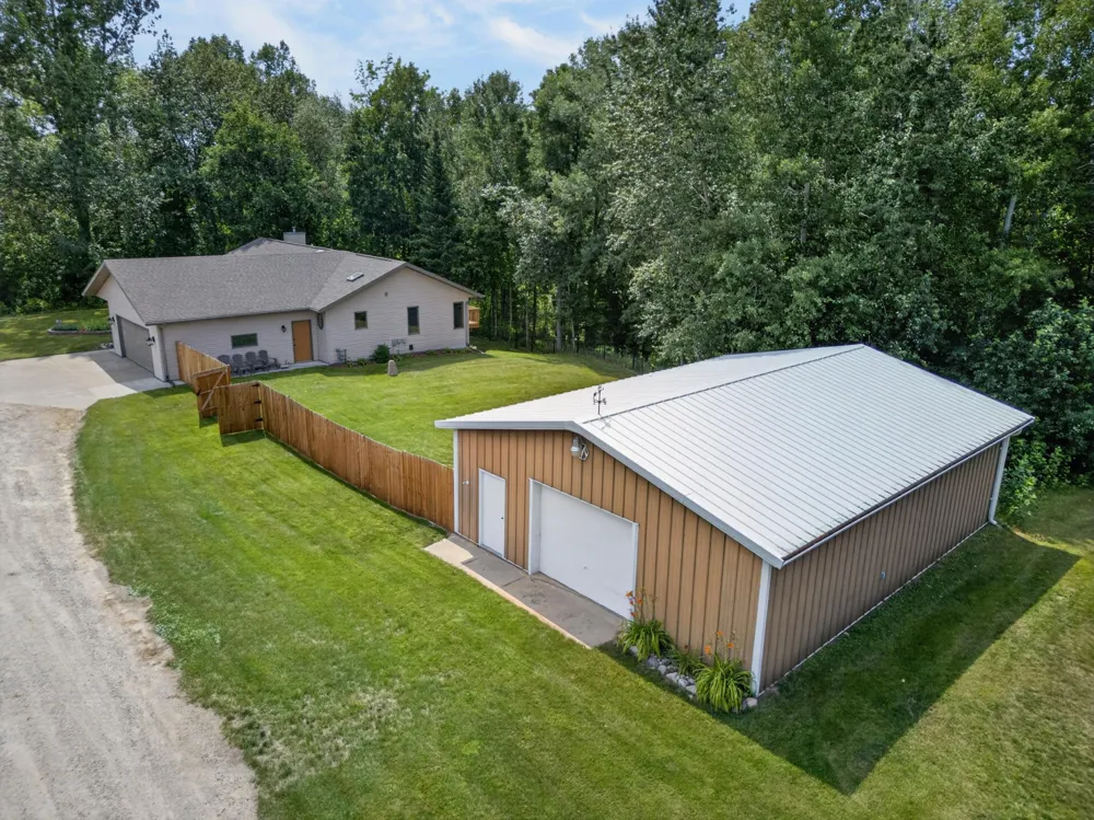 35695 Brookside Lane Cohasset, MN 55721