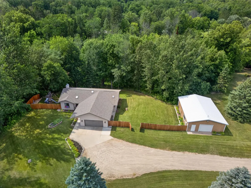 35695 Brookside Lane Cohasset, MN 55721