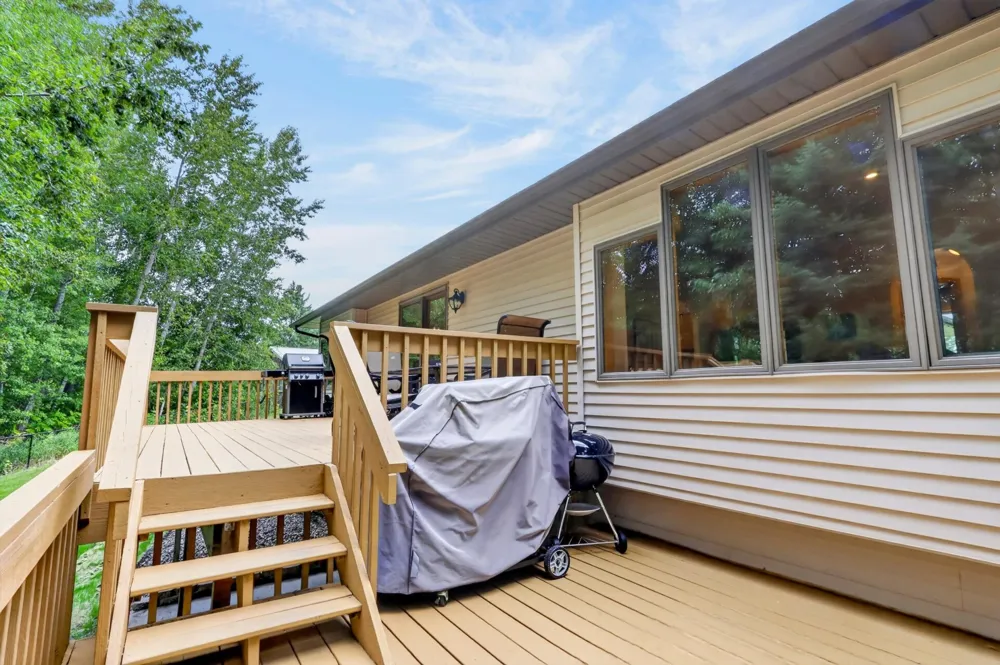 35695 Brookside Lane Cohasset, MN 55721