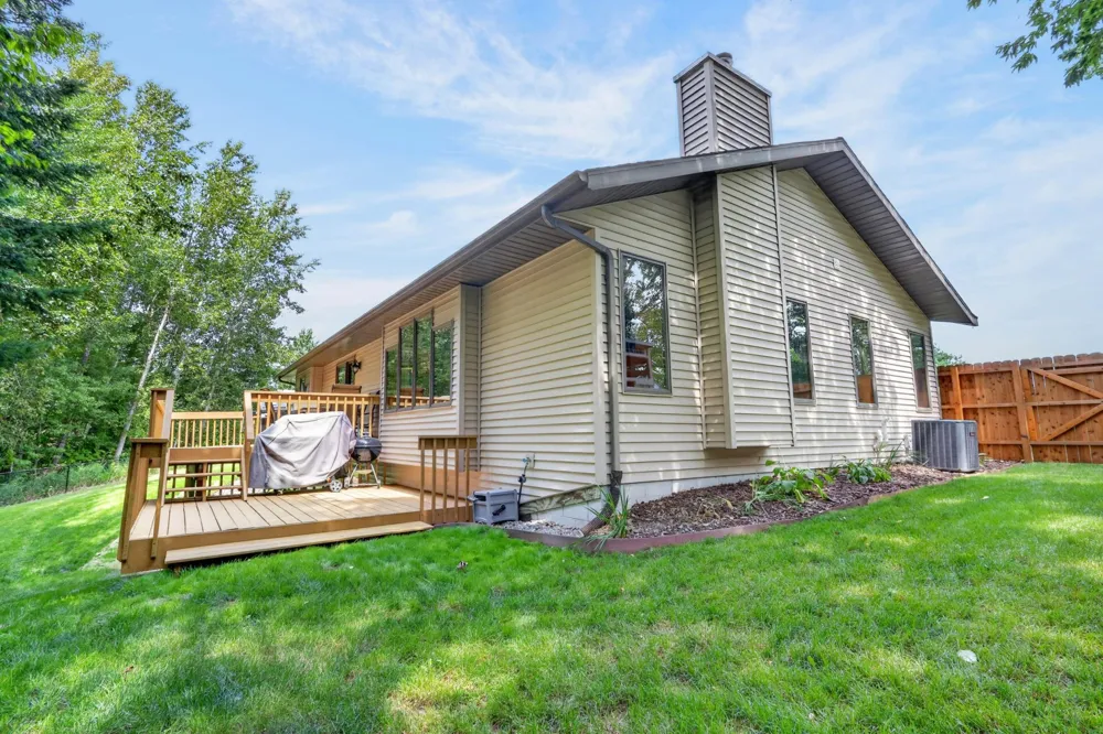 35695 Brookside Lane Cohasset, MN 55721