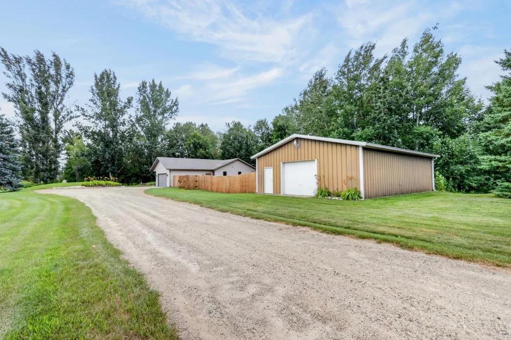 35695 Brookside Lane Cohasset, MN 55721