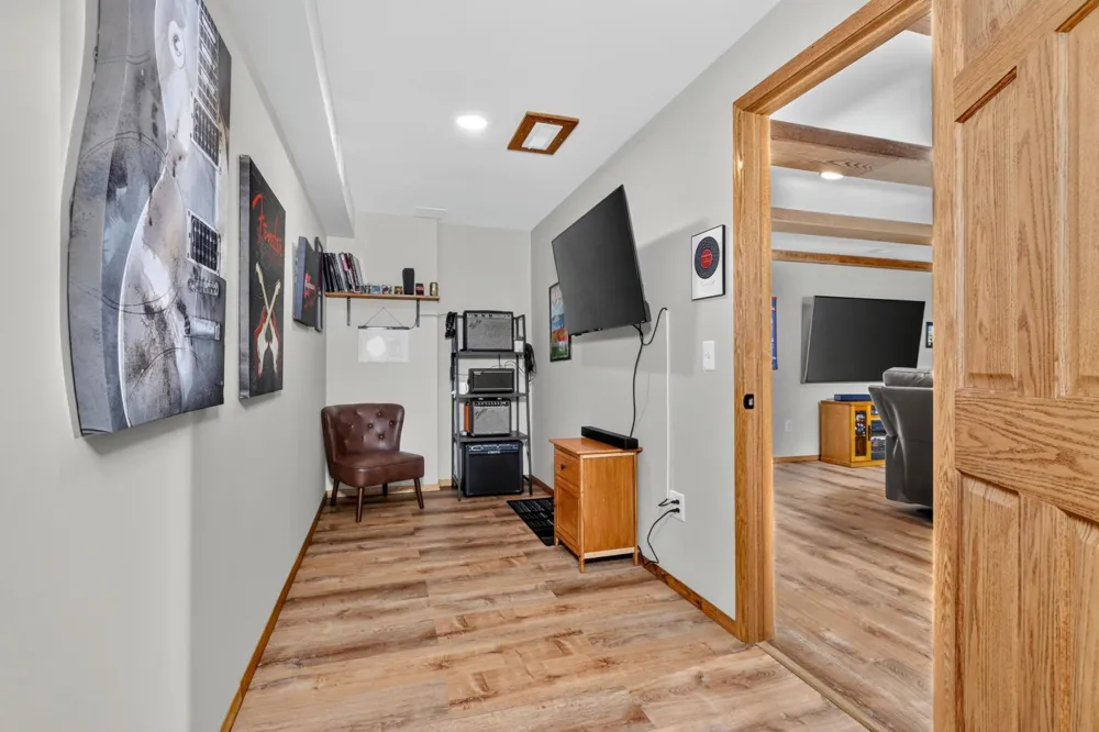 35695 Brookside Lane Cohasset, MN 55721