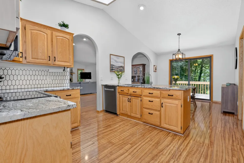 35695 Brookside Lane Cohasset, MN 55721