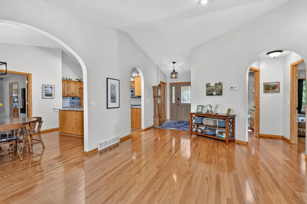 35695 Brookside Lane Cohasset, MN 55721