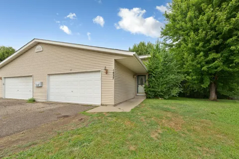 1437 Mcintosh Circle