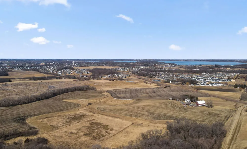 4327 Meadowview Drive Waconia, MN 55387