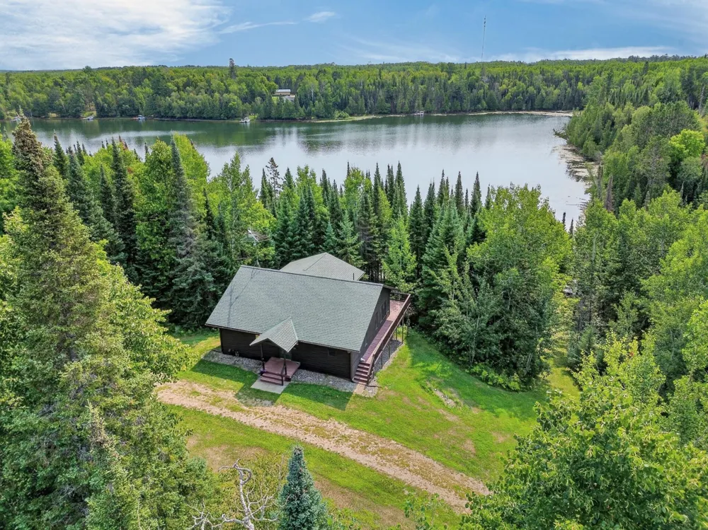 39343 Cedar Heights Road Bigfork, MN 56628