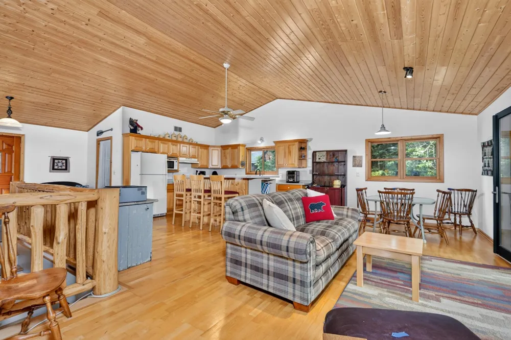 39343 Cedar Heights Road Bigfork, MN 56628