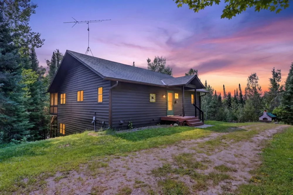 39343 Cedar Heights Road Bigfork, MN 56628