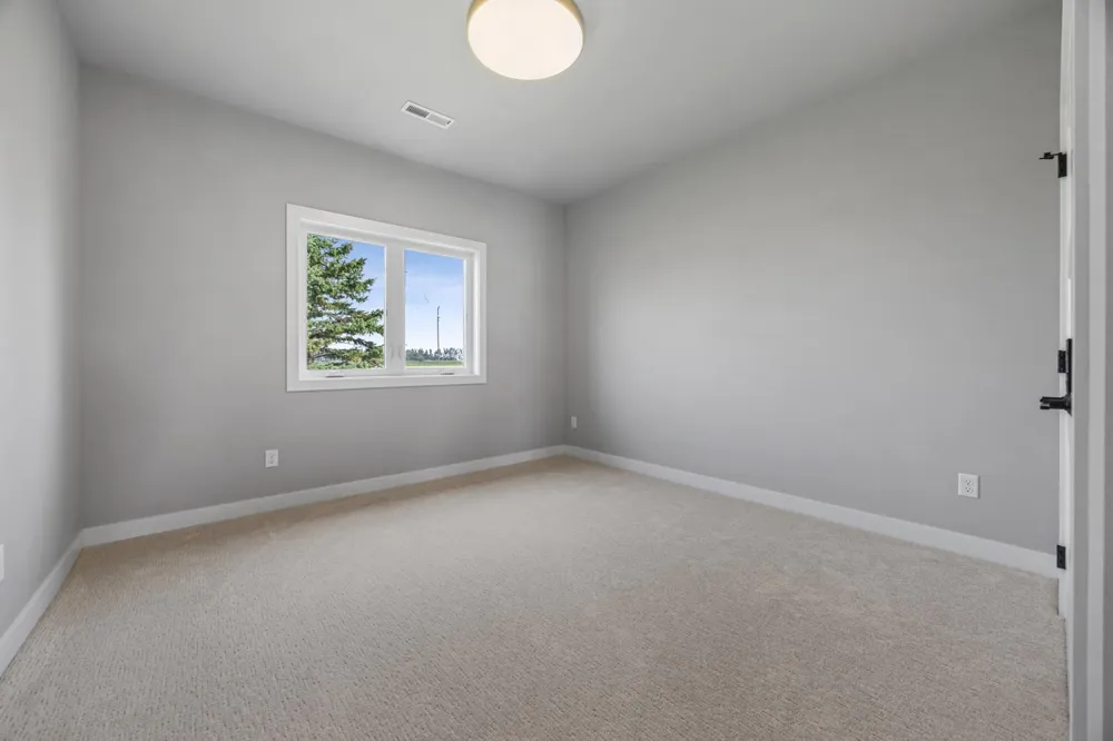 106 Pine Drive Hankinson, ND 58041