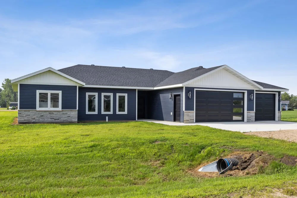 301 Pine Drive Hankinson, ND 58041