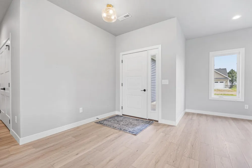 301 Pine Drive Hankinson, ND 58041