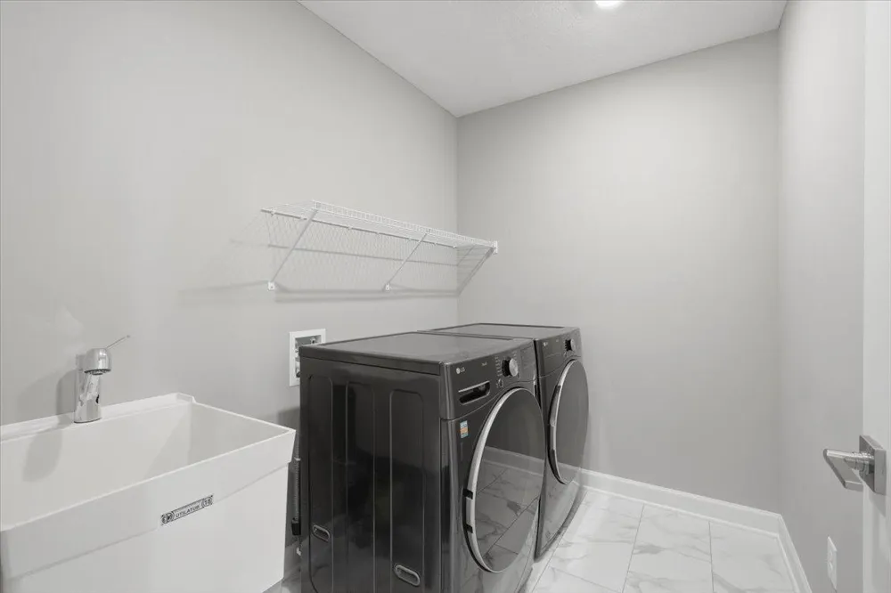6023 Inskip Avenue S Cottage Grove, MN 55016