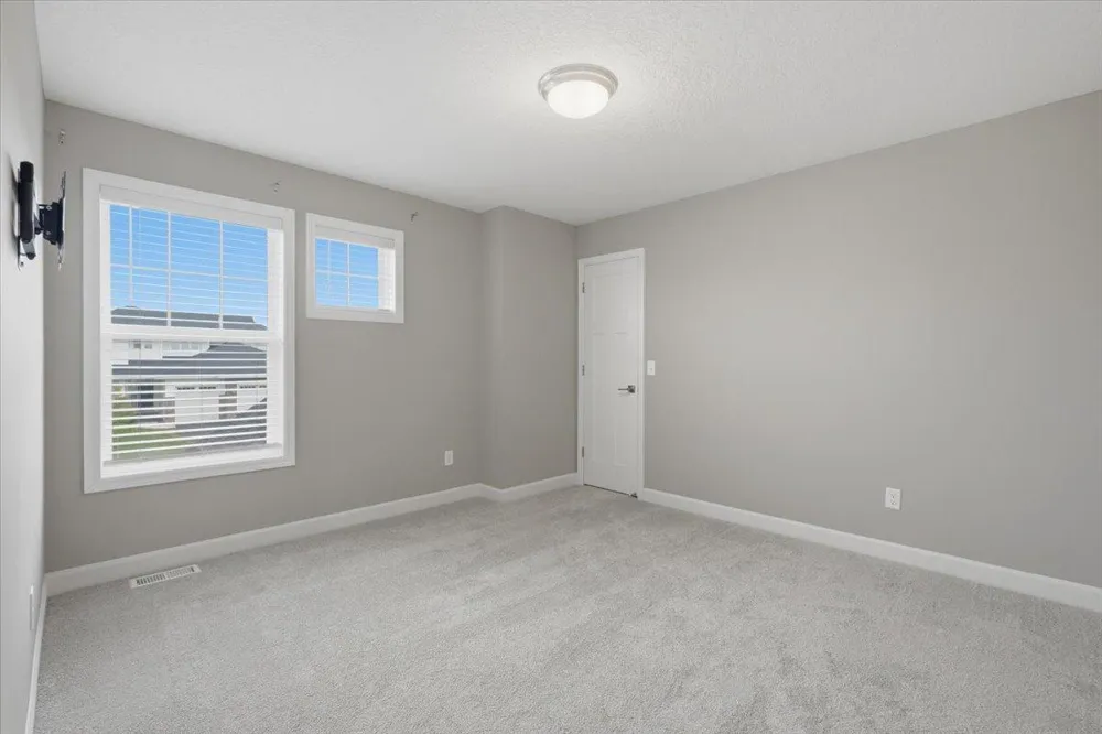 6023 Inskip Avenue S Cottage Grove, MN 55016