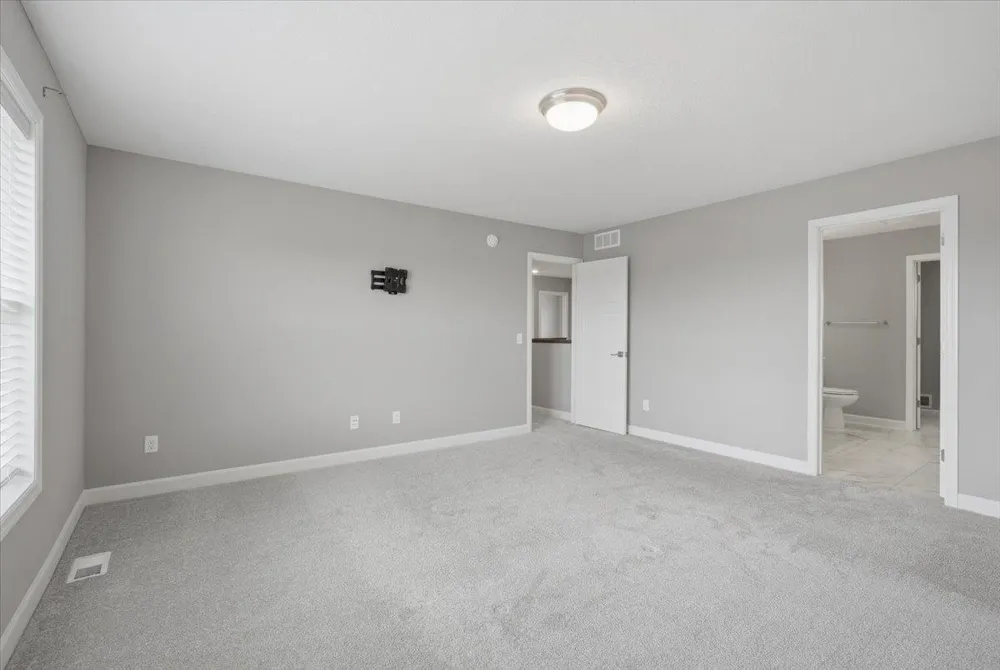 6023 Inskip Avenue S Cottage Grove, MN 55016