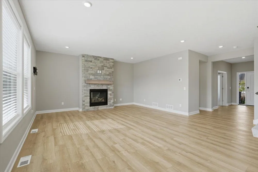 6023 Inskip Avenue S Cottage Grove, MN 55016
