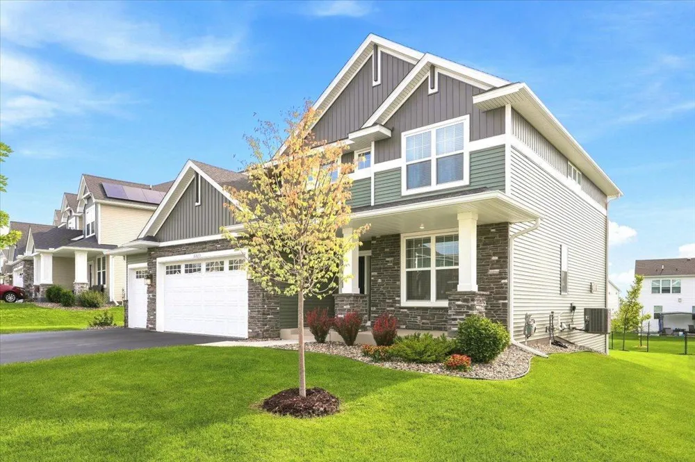 6023 Inskip Avenue S Cottage Grove, MN 55016