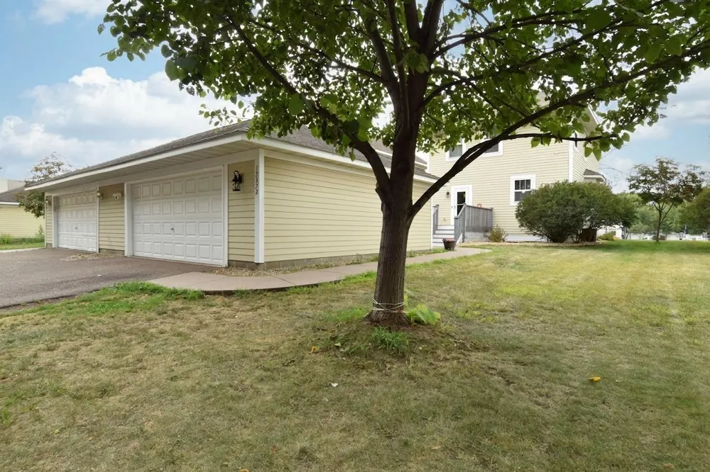 13322 Tulip Street NW Andover, MN 55304