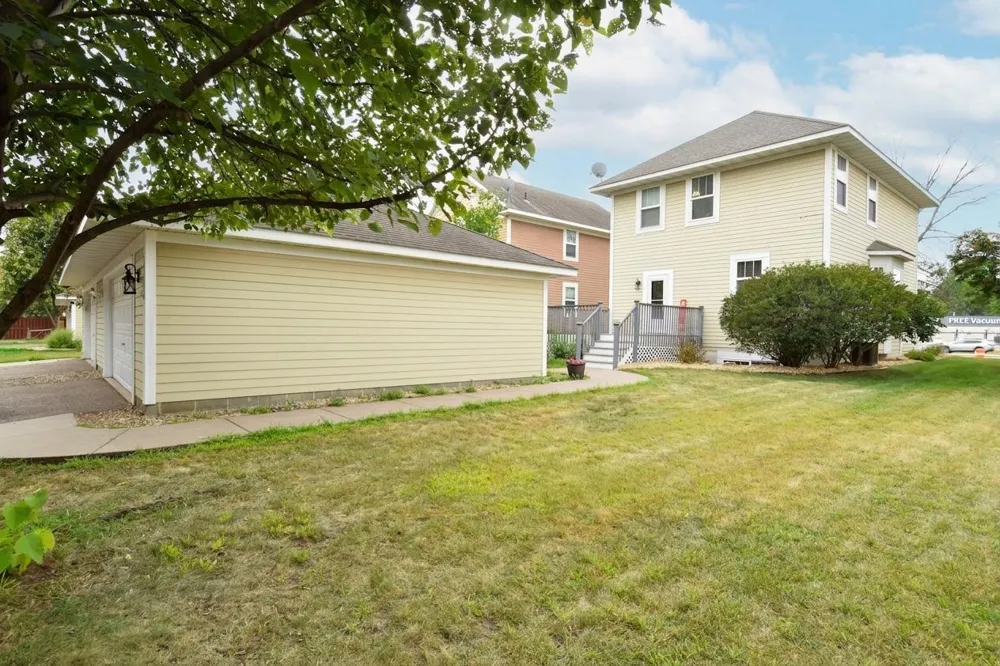 13322 Tulip Street NW Andover, MN 55304