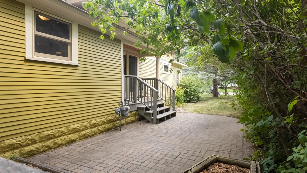 409 4th Street Marshall, MN 56258