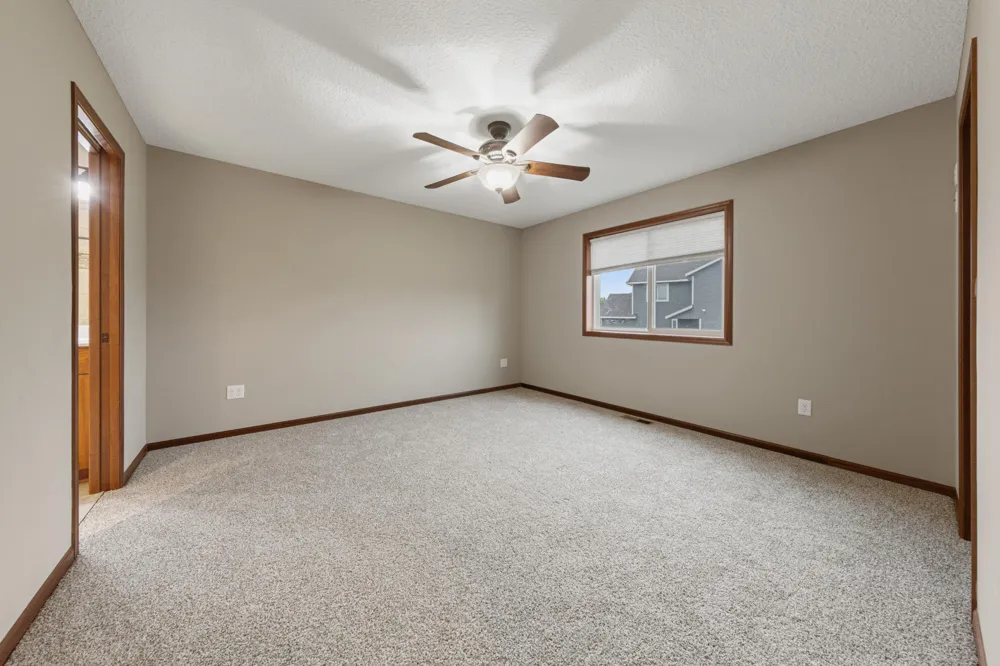 2401 Foxtail Lane Faribault, MN 55021