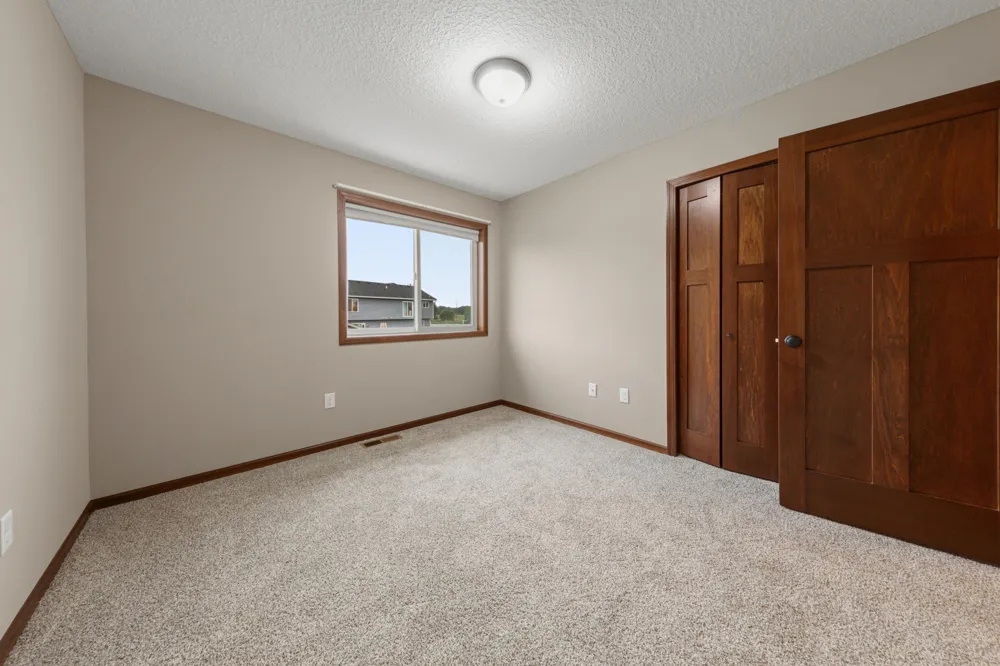 2401 Foxtail Lane Faribault, MN 55021