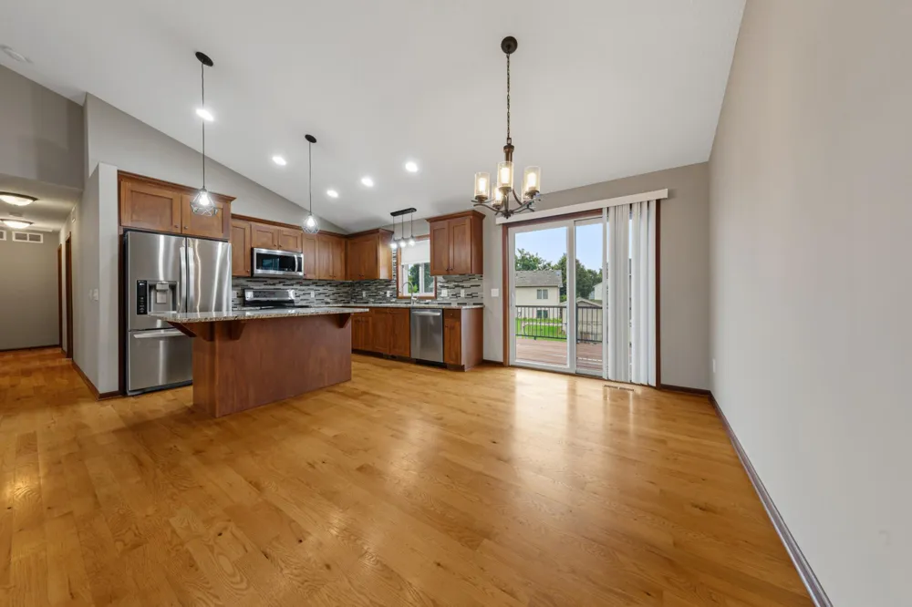 2401 Foxtail Lane Faribault, MN 55021