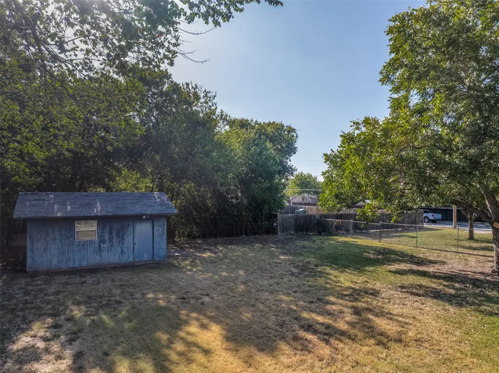 6558 Garland Avenue Fort Worth, TX 76116