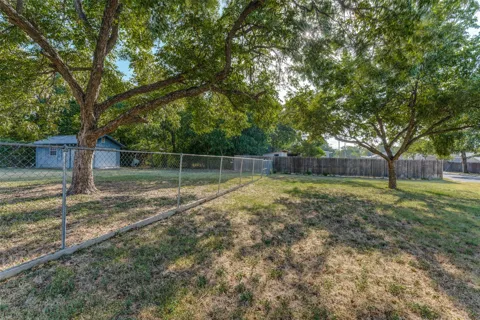 6558 Garland Avenue