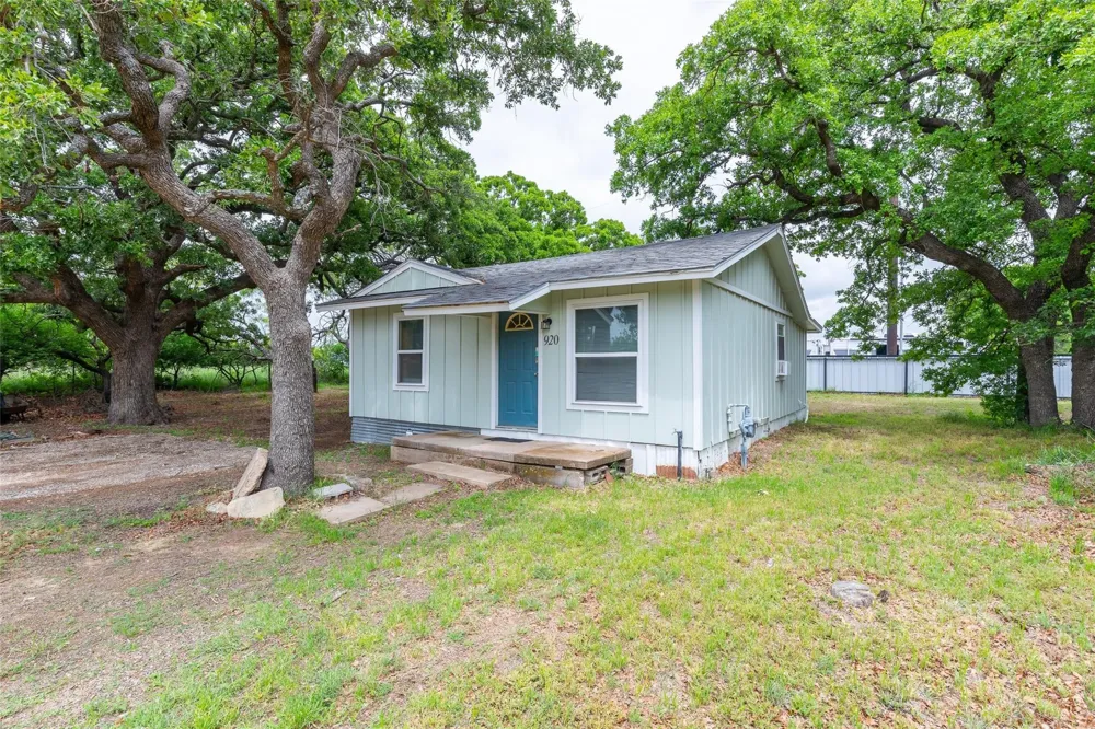 920 Gas House Road Clyde, TX 79510