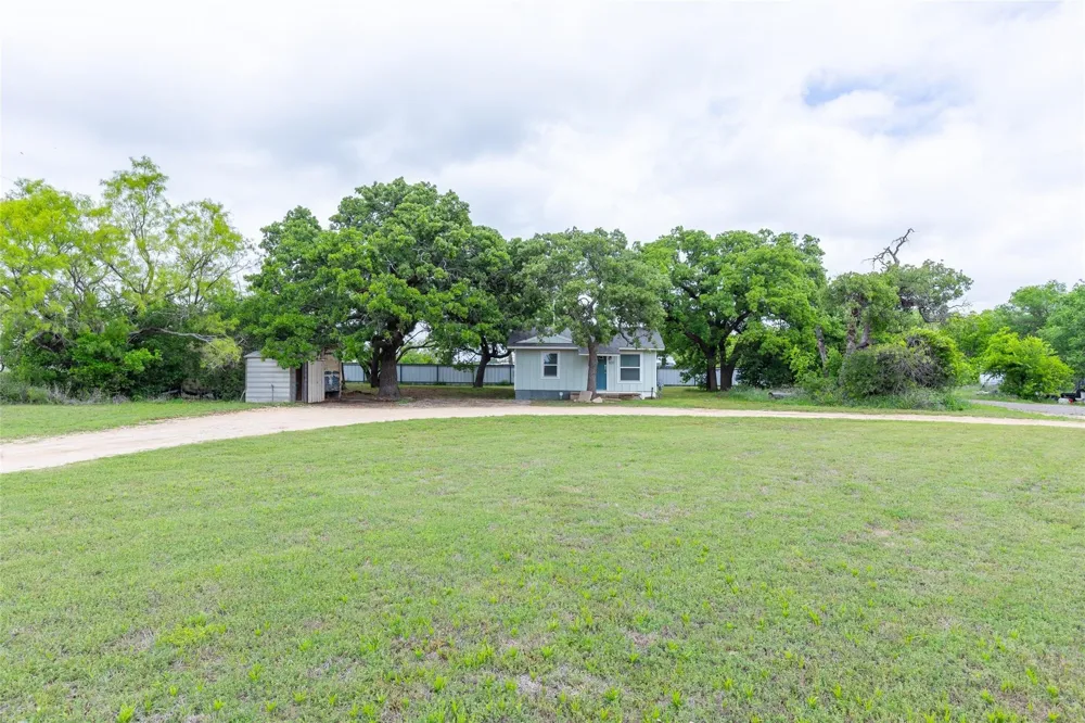 920 Gas House Road Clyde, TX 79510