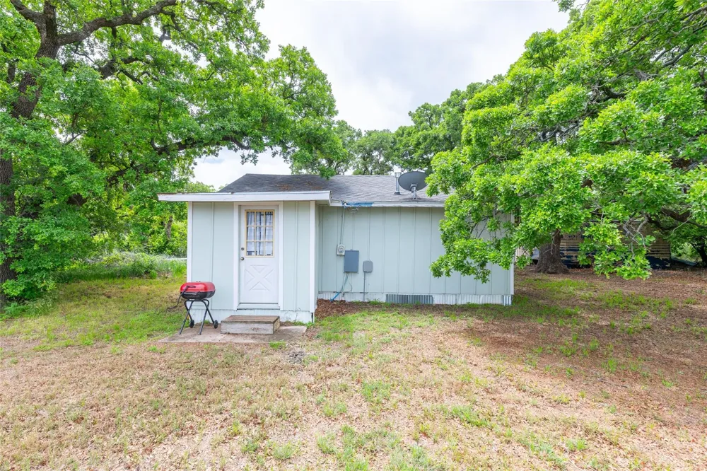 920 Gas House Road Clyde, TX 79510