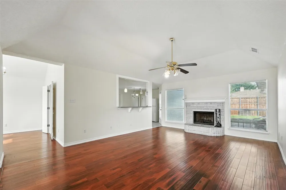 2711 Primrose Lane Rowlett, TX 75089