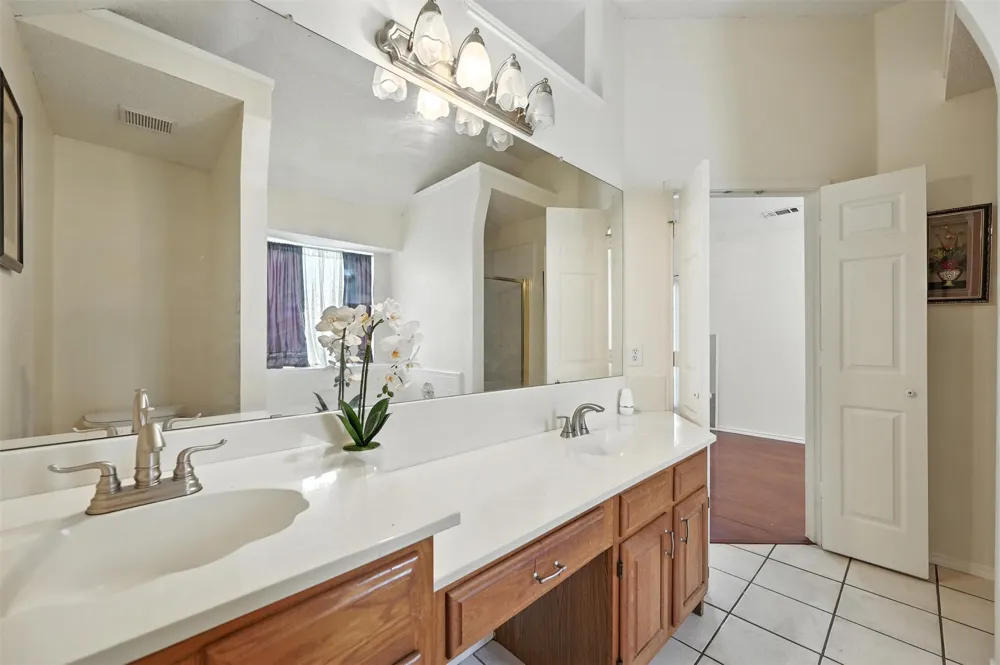 2711 Primrose Lane Rowlett, TX 75089
