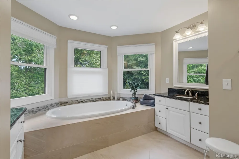 3777 Kipling Circle Genoa Township, MI 48843
