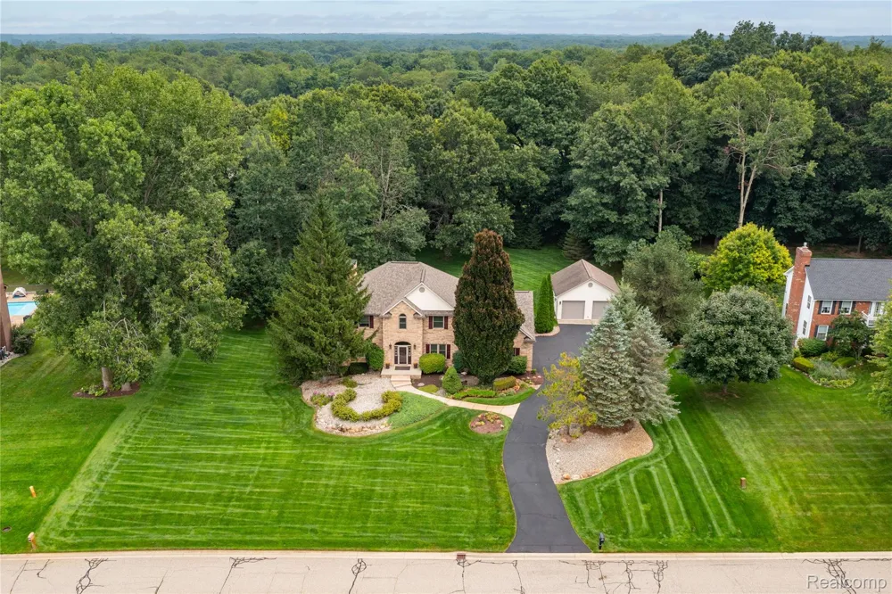 3777 Kipling Circle Genoa Township, MI 48843