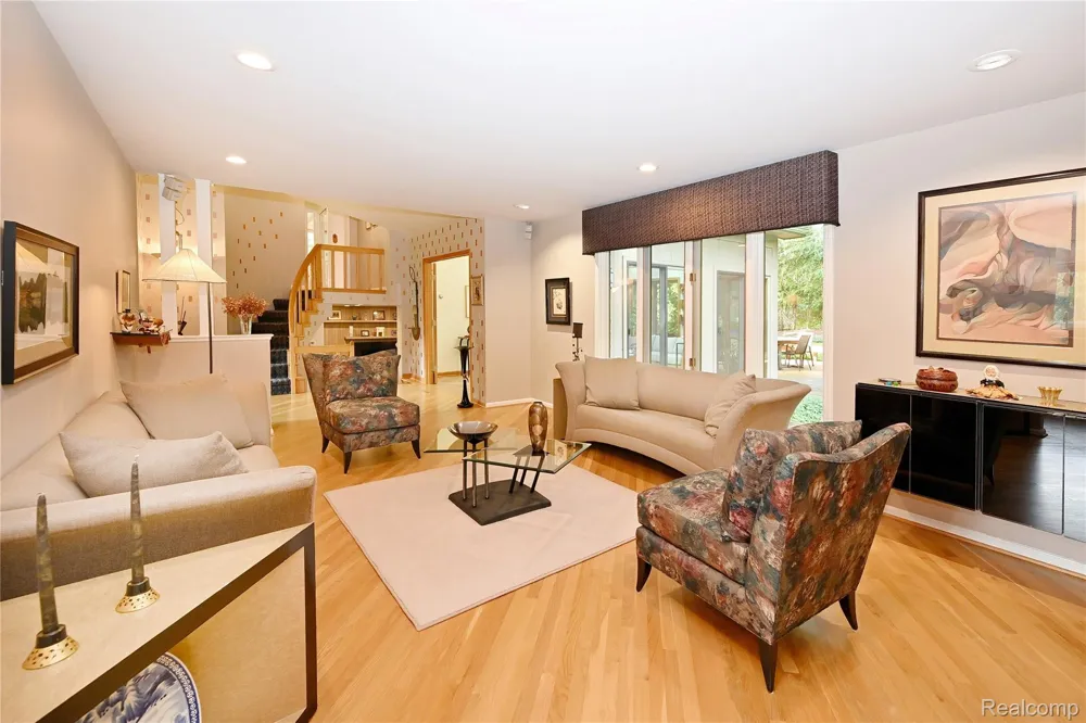 4780 Pickering Road Bloomfield Hills City, MI 48301