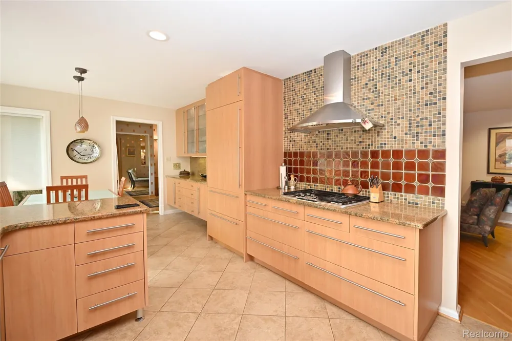 4780 Pickering Road Bloomfield Hills City, MI 48301