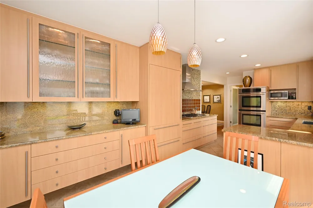 4780 Pickering Road Bloomfield Hills City, MI 48301