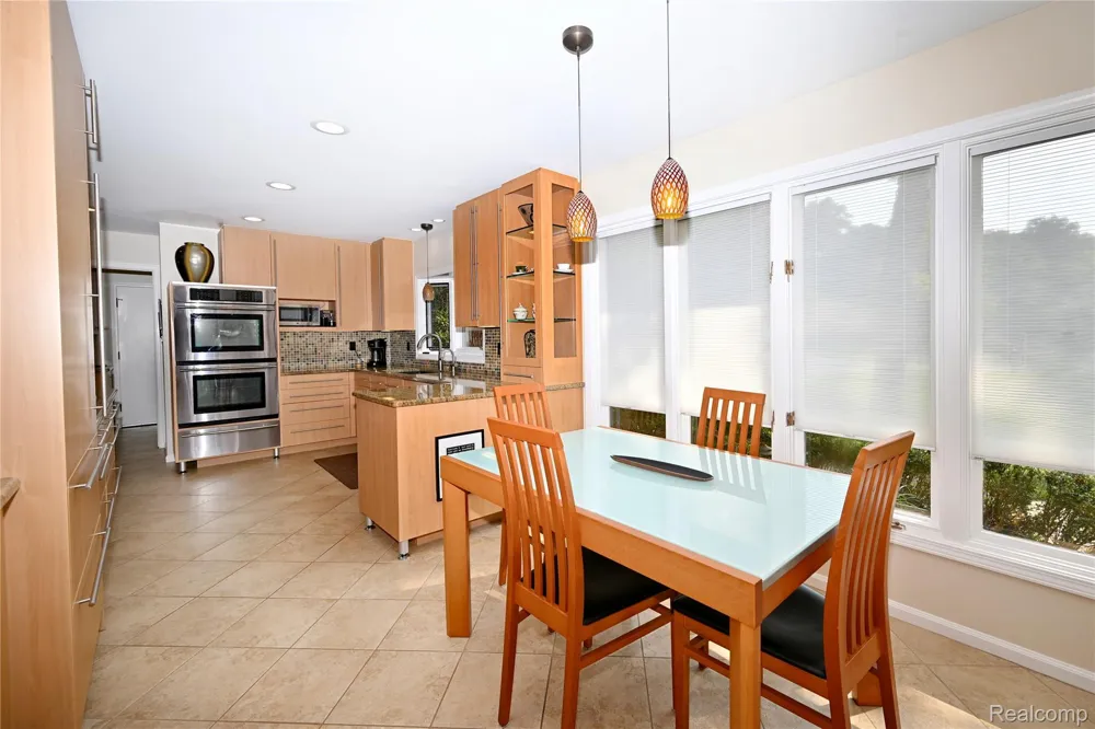 4780 Pickering Road Bloomfield Hills City, MI 48301