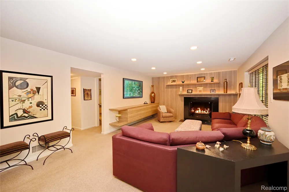 4780 Pickering Road Bloomfield Hills City, MI 48301