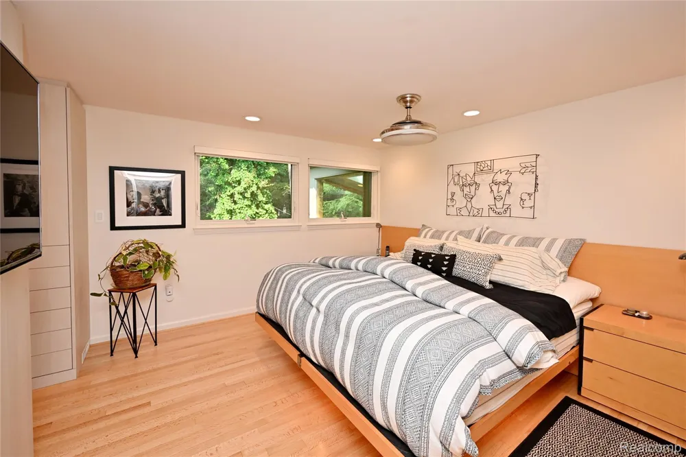 4780 Pickering Road Bloomfield Hills City, MI 48301