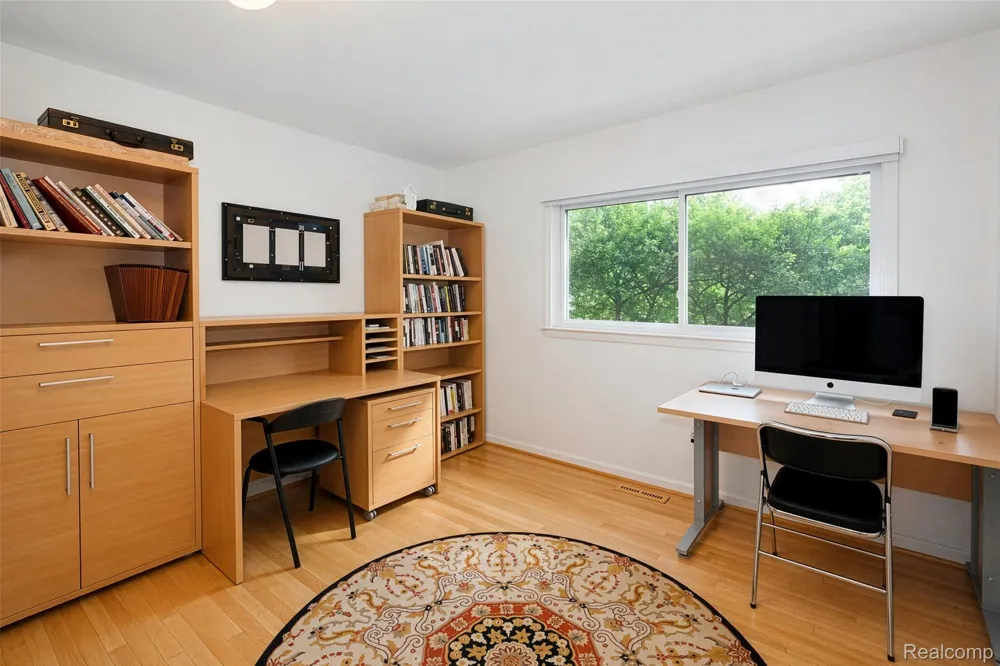 4780 Pickering Road Bloomfield Hills City, MI 48301