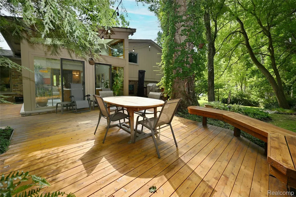4780 Pickering Road Bloomfield Hills City, MI 48301