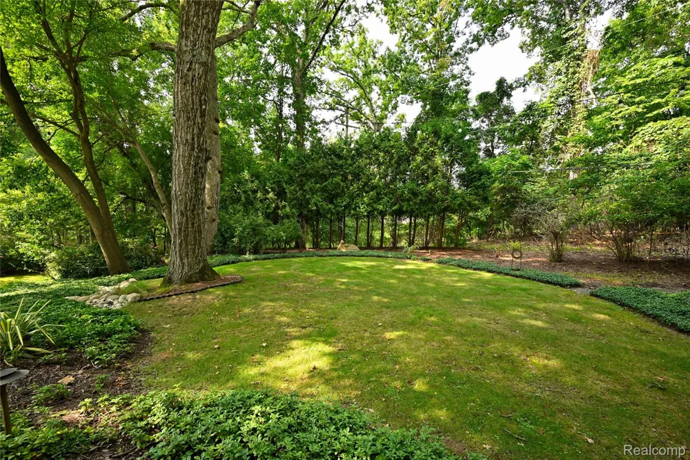 4780 Pickering Road Bloomfield Hills City, MI 48301